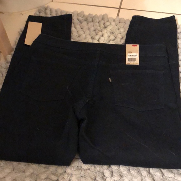 NWT Levi's Slimming Jeggings📝 - Picture 3 of 4